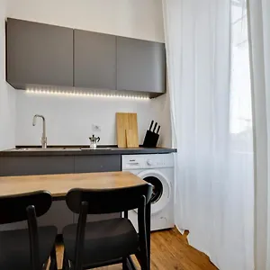 Apartment Navigli Loft - Hosted By Sweetstay, Milan