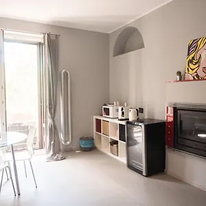 Apartment Casa Greta, Nuovo Silenzioso Bilocale Nel Cuore Di, Milan
